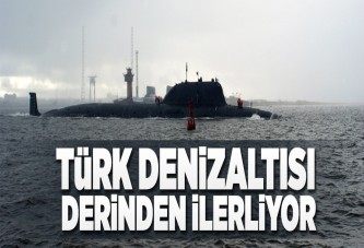 Türk denizaltısı derinden ilerliyor.