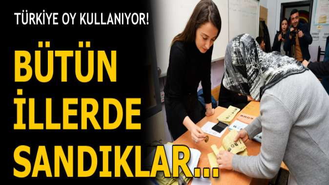 Türkiye sandık başında | Yurt genelinde oy verme işlemi başladı.