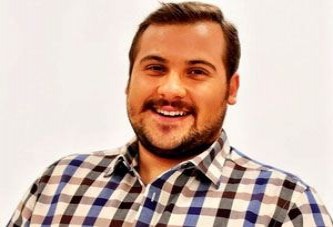 Ünlü dizi oyuncusu kaza atlattı