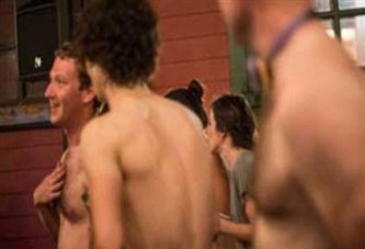 Zuckerberg'in 'üstsüz' fotoğrafları Facebook'ta